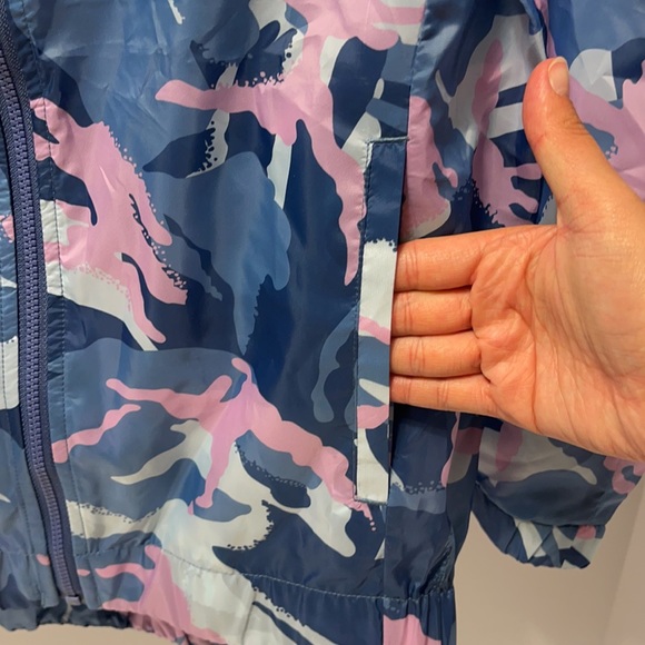 Adidas Girl’s Size Medium (10/12) Blue Camouflage Lightweight Zip Up Jacket - Picture 6 of 9